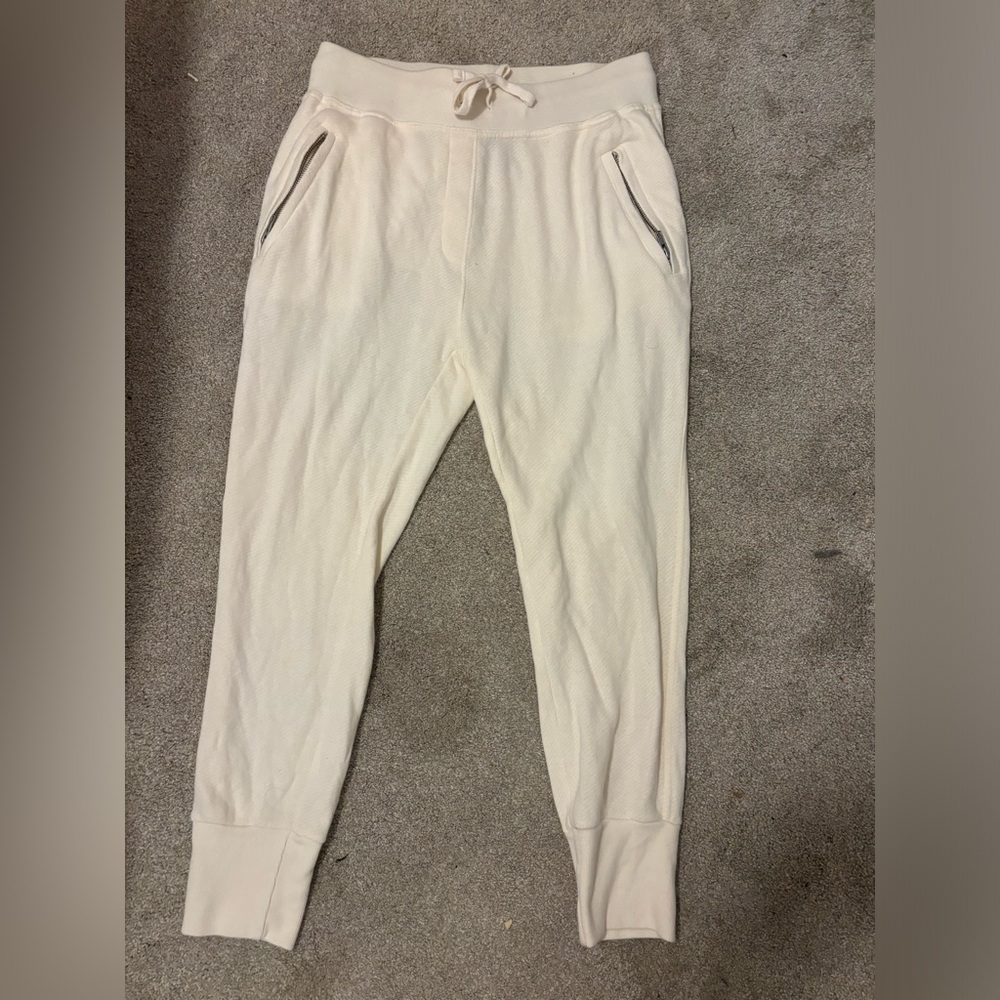 Bandier x sincerely Jules cream joggers